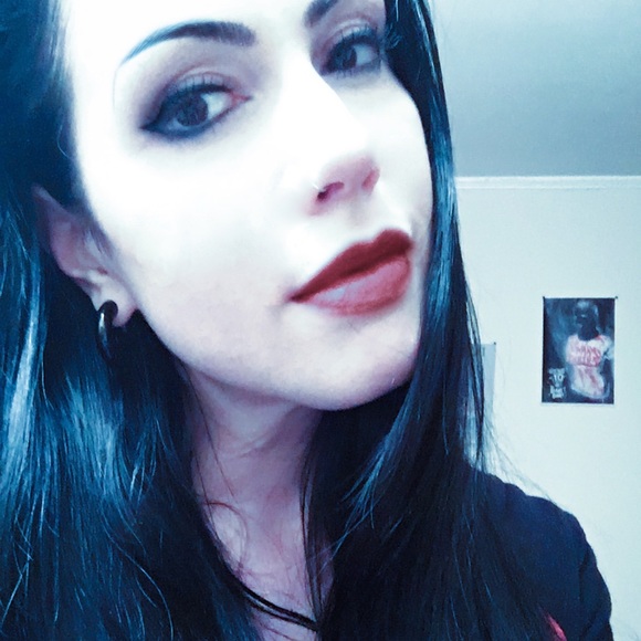 Meet your Posher, Amy - Picture 16 of 16